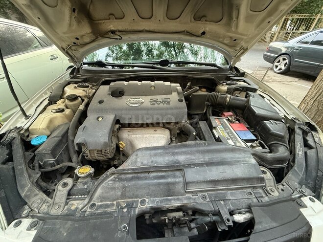 Nissan Altima-16