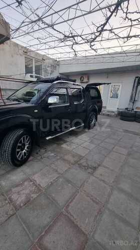 Nissan Navara-4