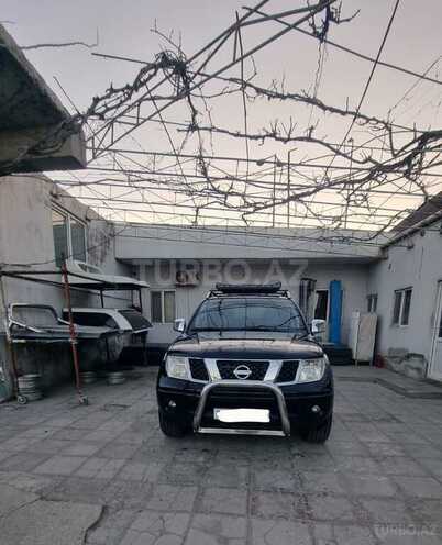 Nissan Navara-1