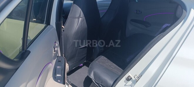Nissan Sunny-6