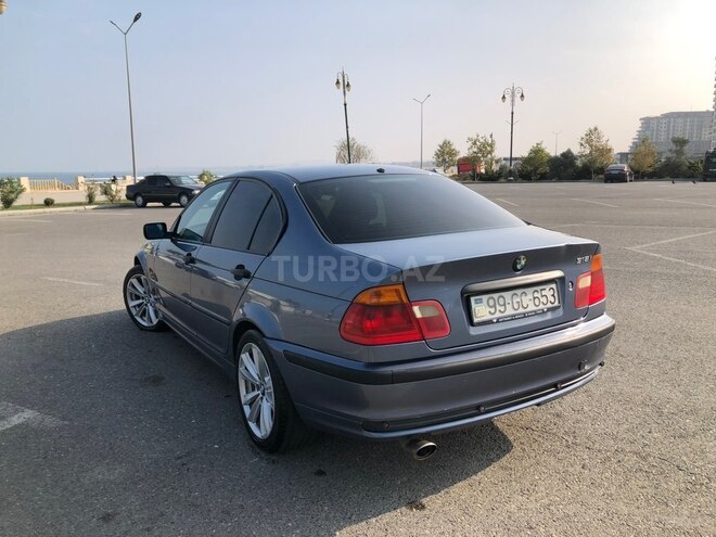 BMW 318-2