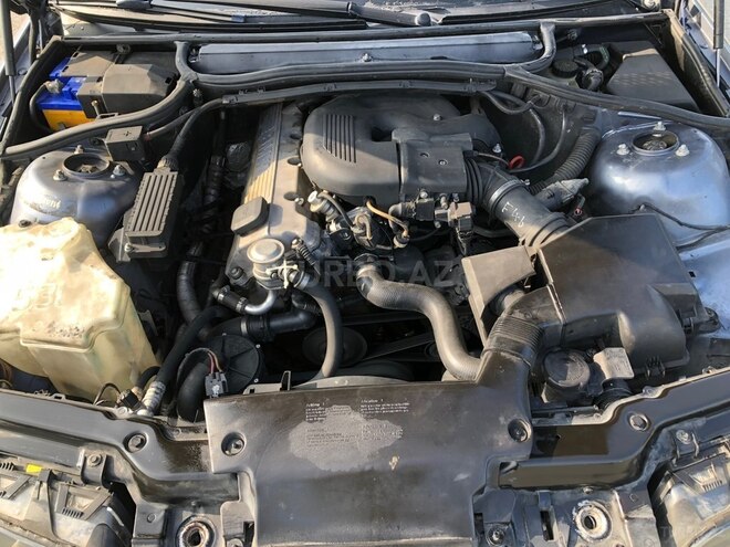 BMW 318-5