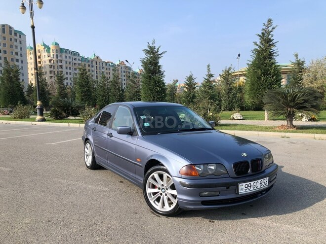 BMW 318-3