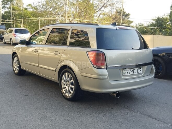 Opel Astra-4