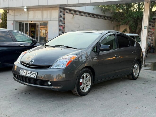 Toyota Prius-2