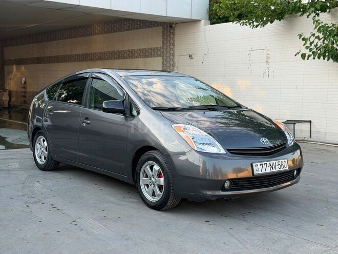 Toyota Prius-3