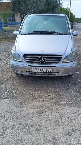 Mercedes Viano-1