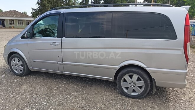 Mercedes Viano-4