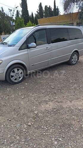Mercedes Viano-6