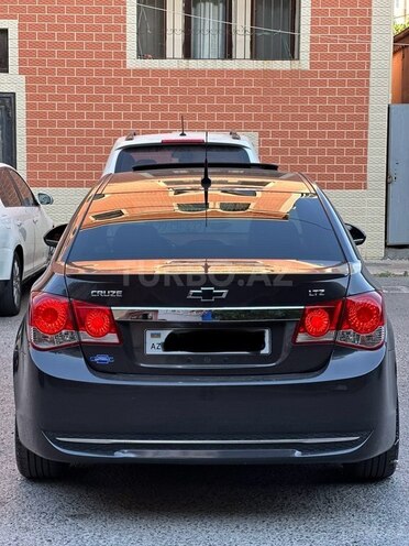 Chevrolet Cruze-8