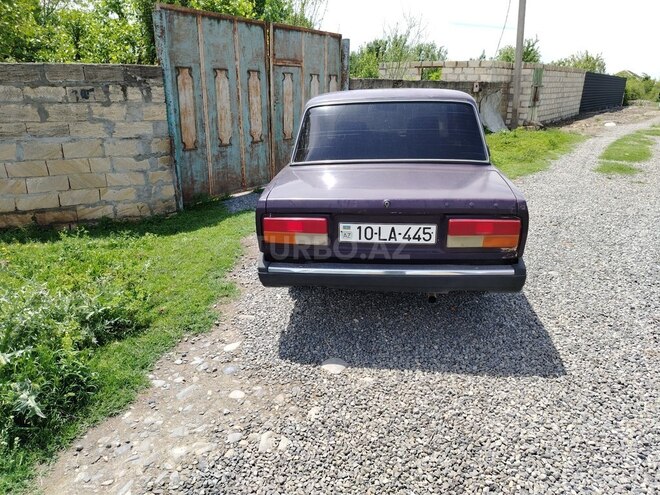 LADA (VAZ) 2107-2