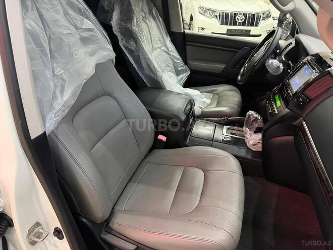 Toyota Land Cruiser-29