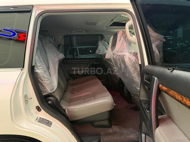 Toyota Land Cruiser-15