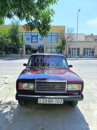 LADA (VAZ) 2107-1