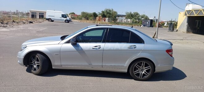 Mercedes C 220-9