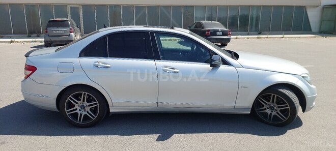 Mercedes C 220-8