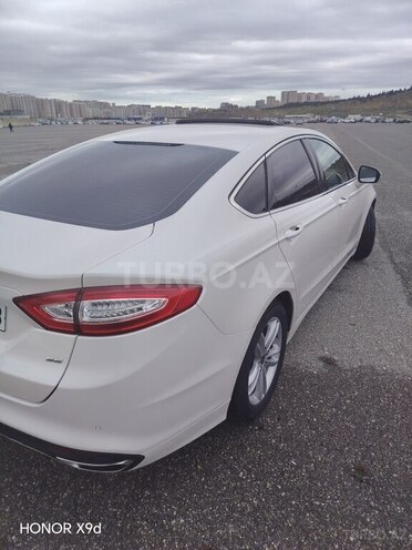 Ford Mondeo-4