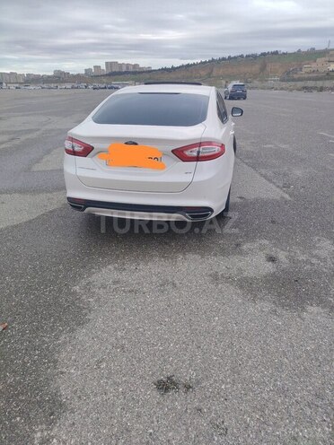 Ford Mondeo-2