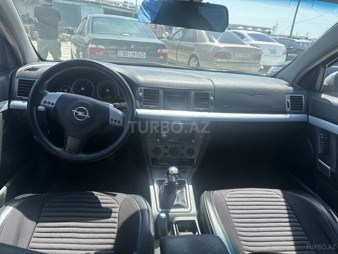 Opel Vectra-3