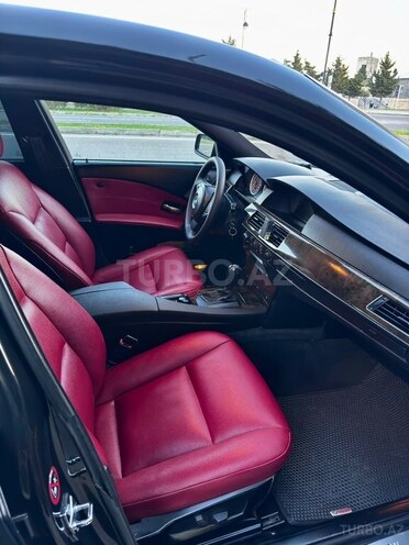 BMW 530-12
