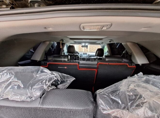 Kia Sorento-13