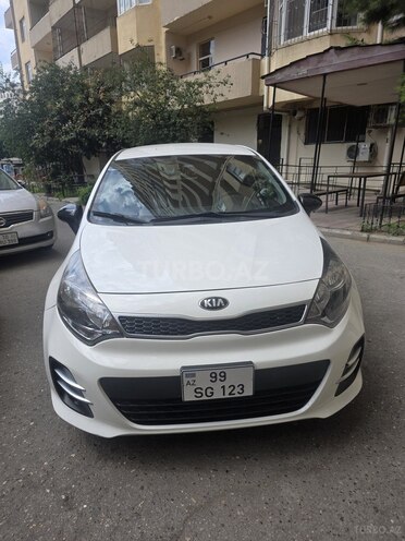 Kia Rio-1