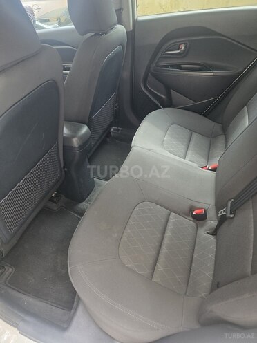 Kia Rio-9