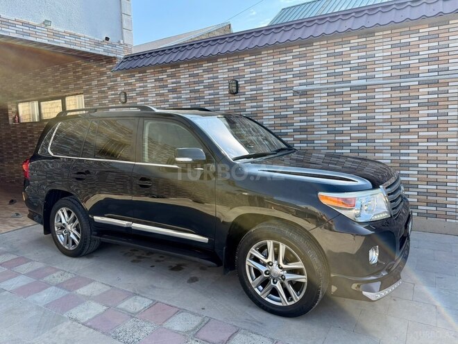 Toyota Land Cruiser-4