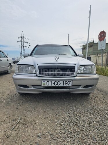 Mercedes C 220-1