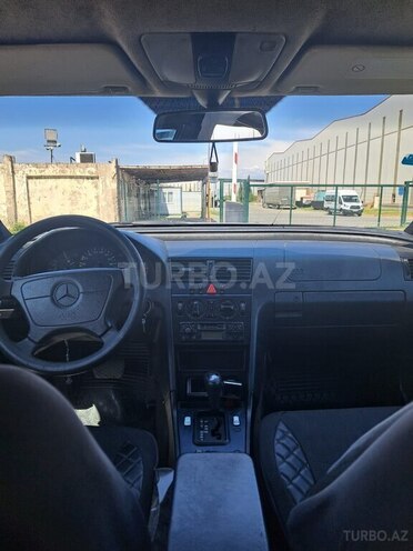 Mercedes C 220-6