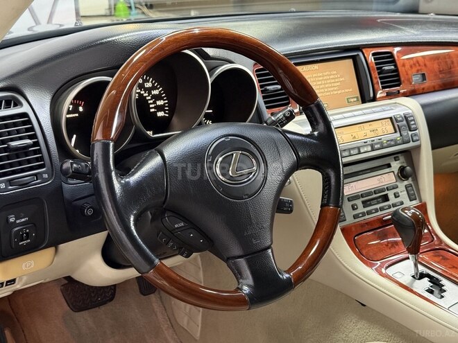 Lexus SC 430-10