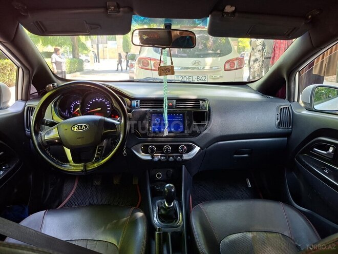 Kia Rio-3