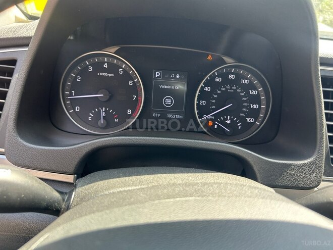 Hyundai Elantra-5
