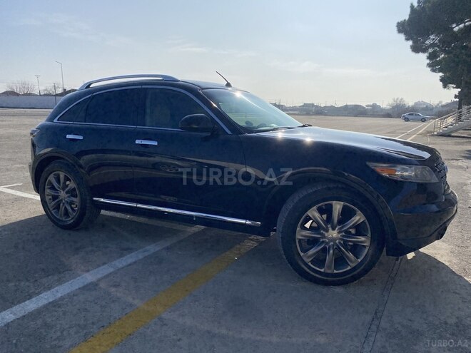 Infiniti FX35-3