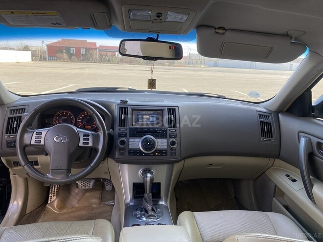 Infiniti FX35-9