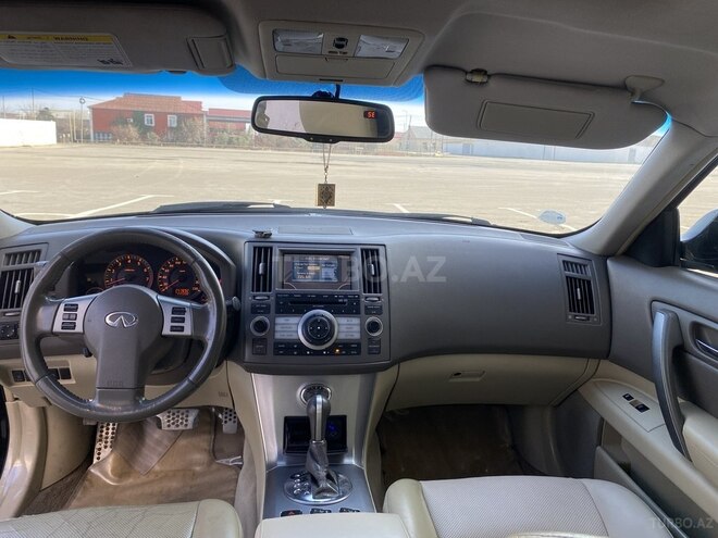 Infiniti FX35-10