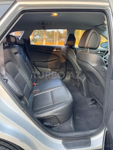 Hyundai Tucson-11