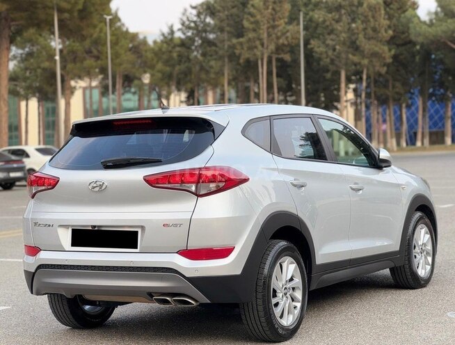 Hyundai Tucson-15