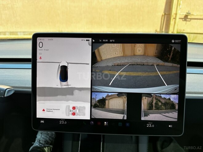 Tesla Model 3-12