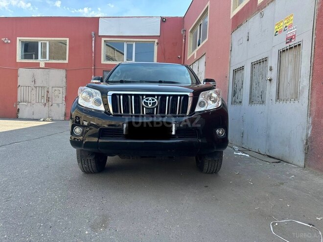 Toyota Land Cruiser Prado-4