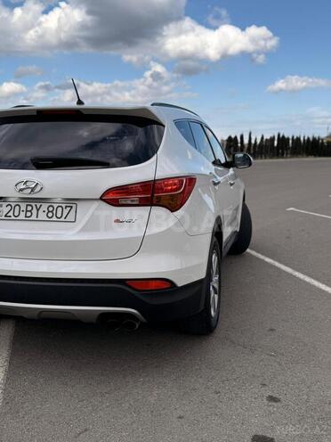 Hyundai Santa Fe-4