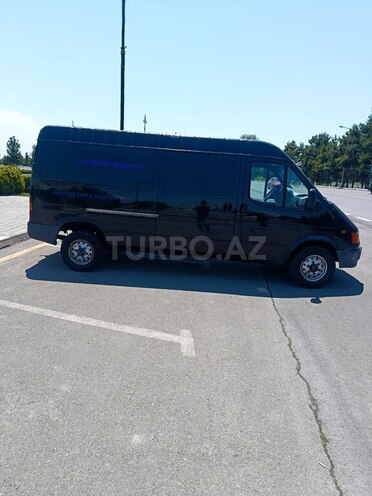 Ford Transit-4