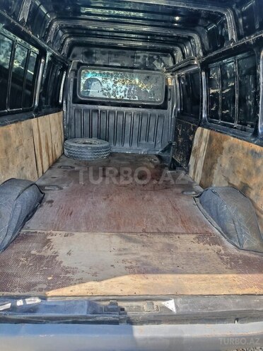 Ford Transit-9