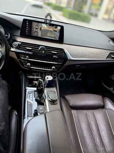 BMW 530-9