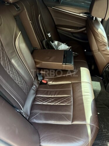 BMW 530-17