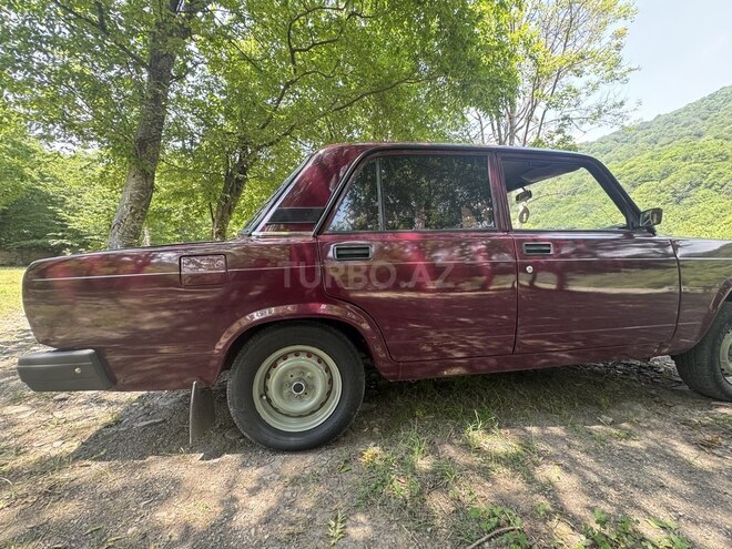 LADA (VAZ) 2107-5