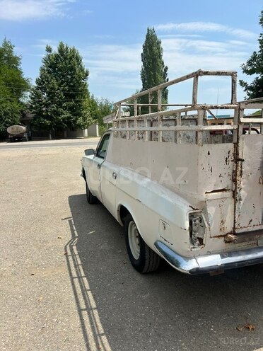 GAZ 24 "Volga"-5
