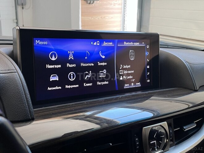 Lexus LX 450d-22
