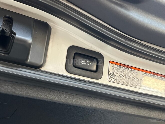 Lexus LX 450d-41