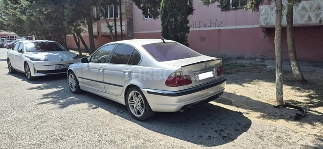 BMW 320-6
